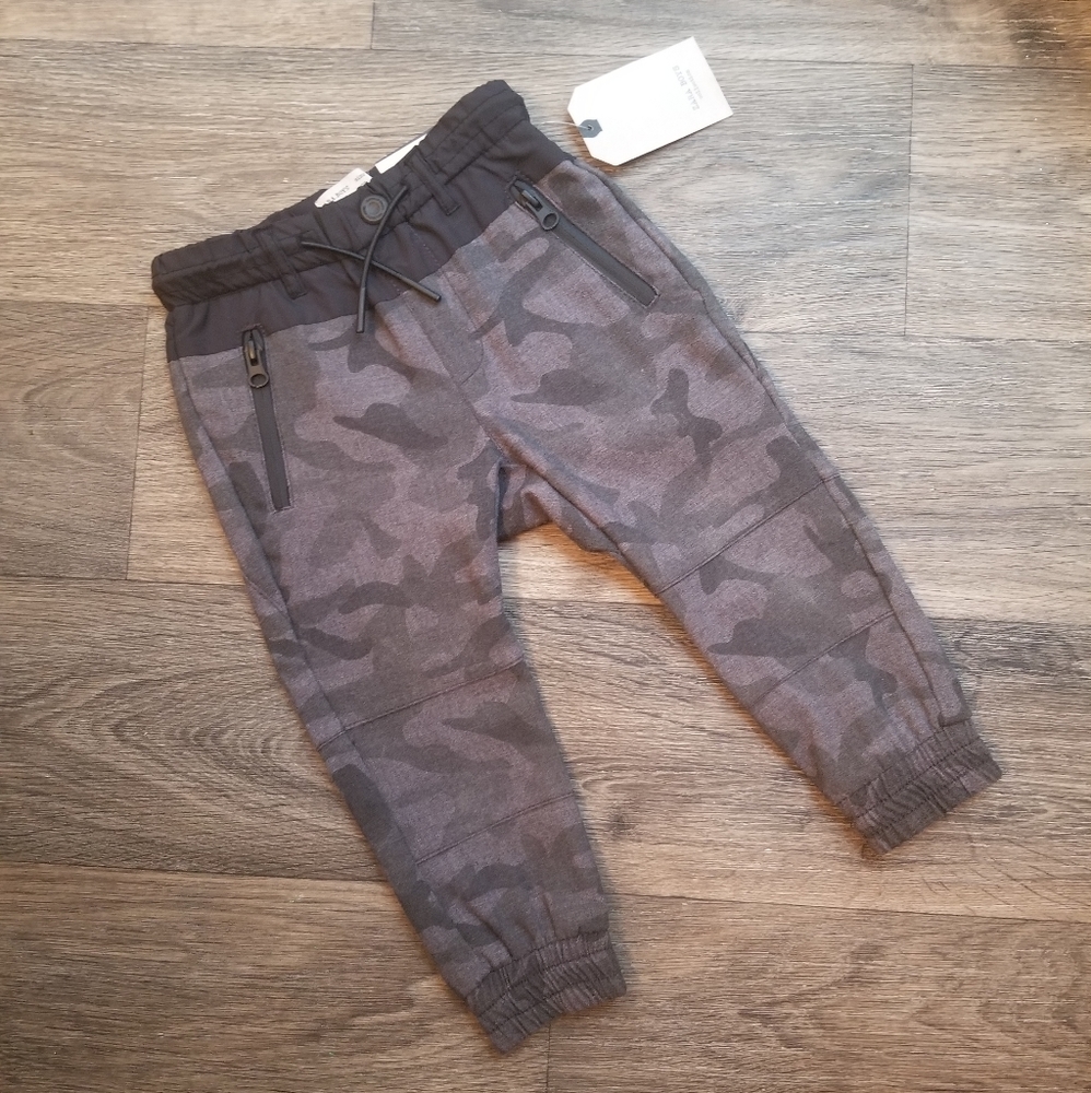 Zara boys jogging pants zise 4 years